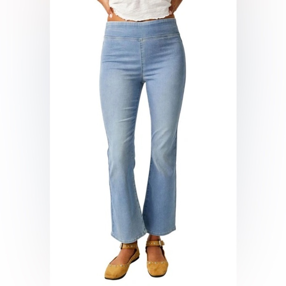 Free People In My Feelings Cropped Boot Jeans, light wash size XS